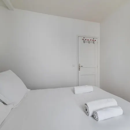 Entre Moulin-rouge Et Sacre-coeur Apartment *